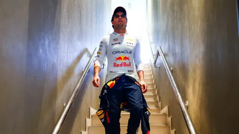 El piloto mexicano explica en seis palabras su polémica salida de Red Bull Racing.