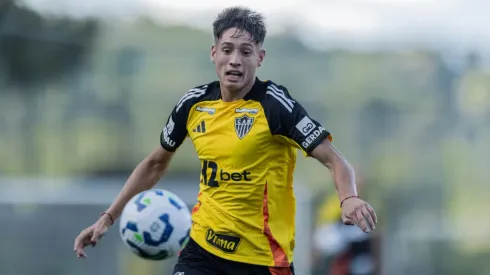 Desde Brasil llega un queque en tamaño XL para Iván Román.