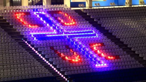 El estadio de Universidad Católica será inaugurado con la presencia de un destacado artista internacional, que avisó de su presencia.