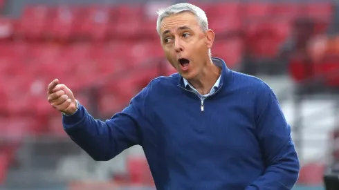 Tiago Nunes sufrió el primer traspié al mando de Liga de Quito.