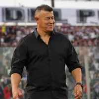 Jorge Almirón sonríe en Colo Colo: Recupera a jugador clave que era duda ante Universidad Católica