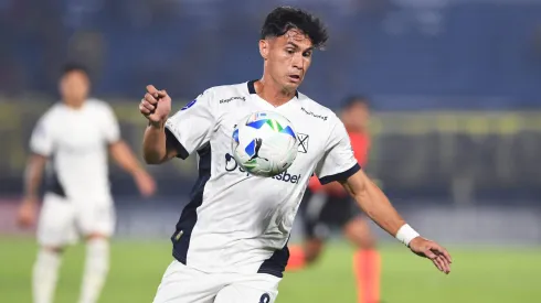 Pablo Galdames fue a ver el partido de la U con Unión Española.