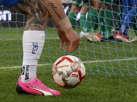 Legendario DT es viral por protagonizar tenso momento en clásico