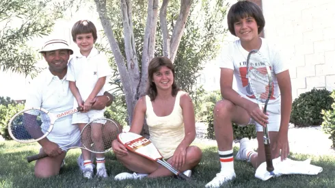 Leyenda del tenis y sus inicios en la actividad.