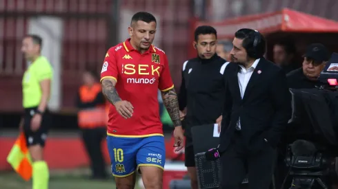 El retorno de Emiliano Vecchio a Unión Española tendrá que esperar.