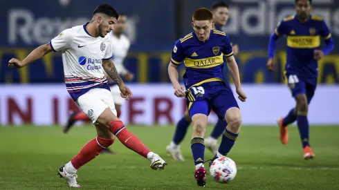 Magallanes sorprendió en la Primera B.