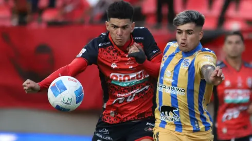 Deportes Limache y Everton empataron 1-1 en la primera fecha del Campeonato Nacional.