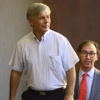 “Ganó más”: Harold Mayne-Nicholls mueve el avispero con el mejor futbolista chileno del siglo XXI