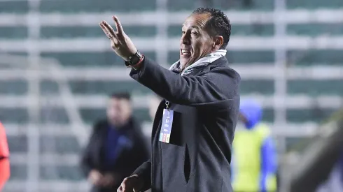 Lucas Bovaglio se tiene fe ante Bolívar.