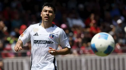 Tomás Alarcón sigue sin poder sumar minutos en Colo Colo tras su lesión.