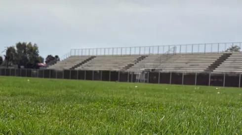Se trata del estadio Monumental Arístides Bahamondes de Chillán Viejo, recinto que podría "volver a la vida" en los próximos meses.