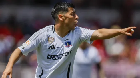 Tomás Alarcón regresa a Colo Colo tras un mes fuera de las canchas.