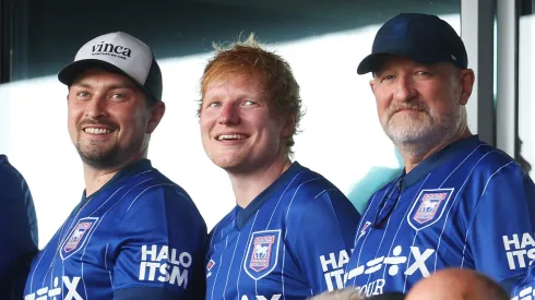 Ed Sheeran es un hincha reconocido del Ipswich Town y este año fue nuevamente inscrito por su equipo.