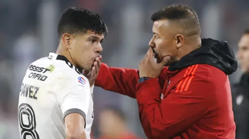 Jorge Almirón defendió a Esteban Pavez de las críticas en Colo Colo.