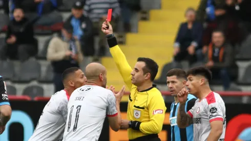 Piero Maza sumó nueva tarjeta roja