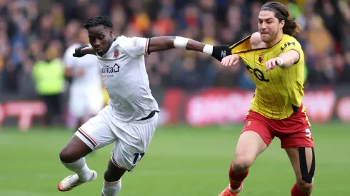 Francisco Sierralta fichó en el Auxerre.