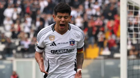 Esteban Pavez es uno de los apuntados por los hinchas de Colo Colo por el mal momento del equipo este 2025.
