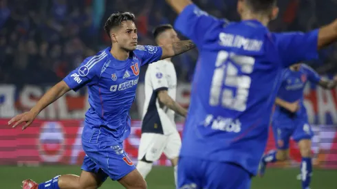 Lucas Assadi le dio el triunfo a la U ante Independiente en Copa Sudamericana.