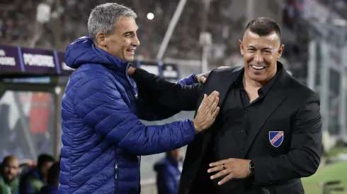 Este DT argentino tuvo un duelo con Jorge Almirón en la Copa Libertadores.