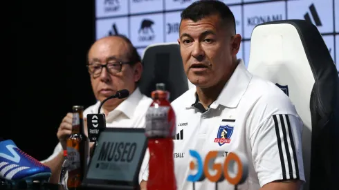 El Bloque Vial estira la salida de Jorge Almirón de Colo Colo.
