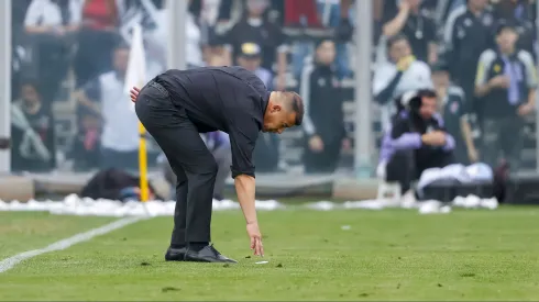 Un ídolo de Colo Colo anticipa que viene un nuevo dolor de cabeza cuando se confirme la salida de Jorge Almirón.