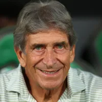 Manuel Pellegrini se ríe de las feroces críticas tras debut del Betis en La Liga: “Siempre es…”