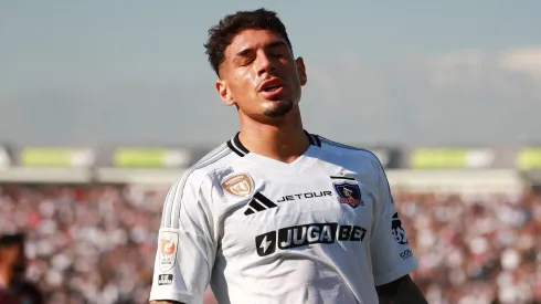 Alan Saldivia tiene un pie fuera de Colo Colo