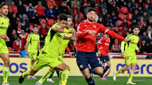 El partido entre Independiente y Universidad de Chile seguirá, pero en el escritorio de la Conmebol.