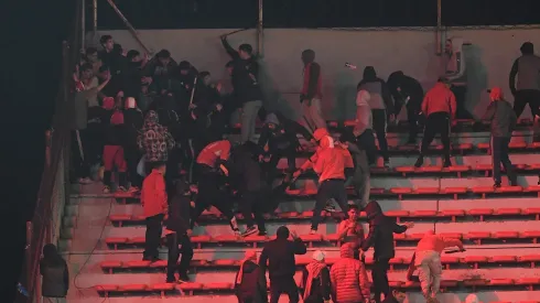 En Conmebol se decidirá lo que pasa con U. de Chile e Independiente