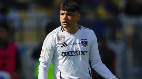 Claudio Aquino salió en el entretiempo del partido entre Colo Colo y Palestino.