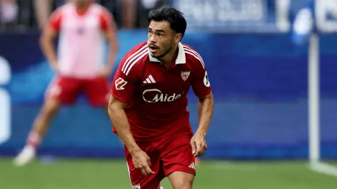 Suazo no puede debutar y Sevilla lo sufre en España