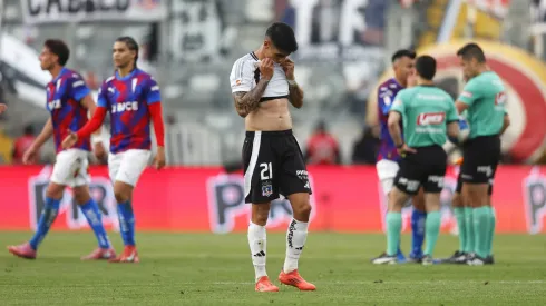 Colo Colo busca entrenador.