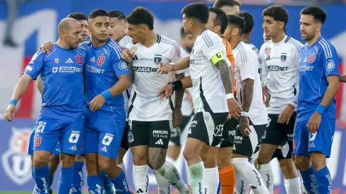Colo Colo recibe a la U en el Monumental.