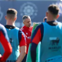 Gustavo Álvarez confirma que U de Chile tiene un jugador descartado para el Superclásico