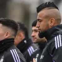Arturo Vidal analiza el primer día de Fernando Ortiz en Colo Colo: “Conversamos…”