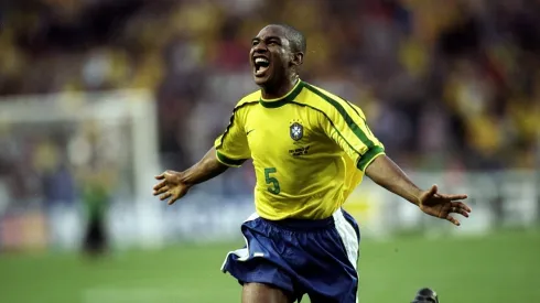 César Sampaio le marcó dos goles a Chile en la goleada por 4-1 con la que La Roja quedó eliminada de Francia 1998.