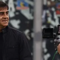 Gustavo Quinteros se pone el terno de candidato a la Roja y da su receta: “Hay que cambiar…”