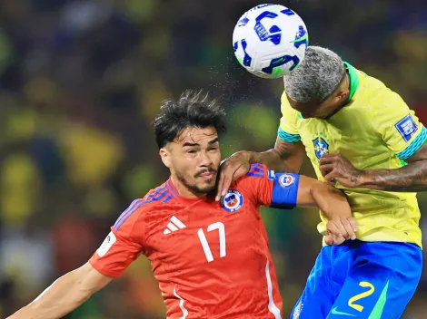 Adelantan triste futuro de Suazo en la Roja tras derrota ante Brasil