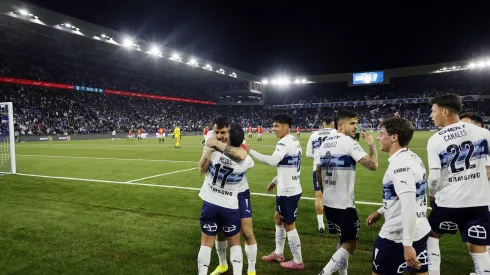 Mientras el debut futbolístico encantó, esto se dijo del estreno musical del Claro Arena