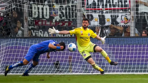 Colo Colo y la U chocan en la Supercopa.