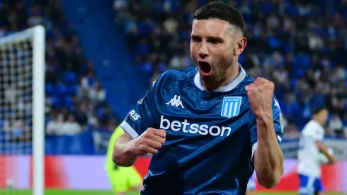 Adrián Martínez anotó el gol de Racing Club en el estadio José Amalfitani.