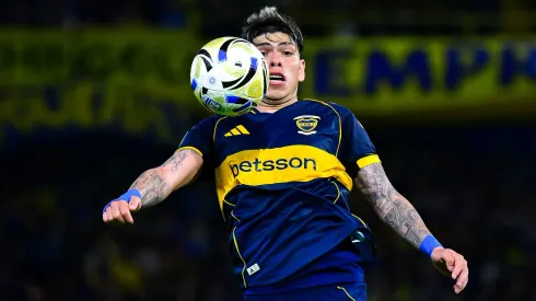 Carlos Palacios jugó bien ante Central Córdoba.