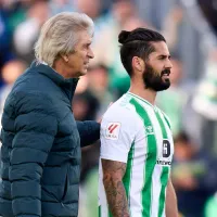 Manuel Pellegrini celebra el regreso de su futbolista chileno en el Betis para jugar la Europa League