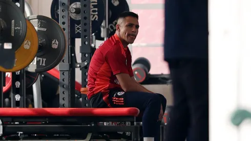 Ídolo de Colo Colo sale a defender las ganas de Alexis Sánchez de seguir en la selección.