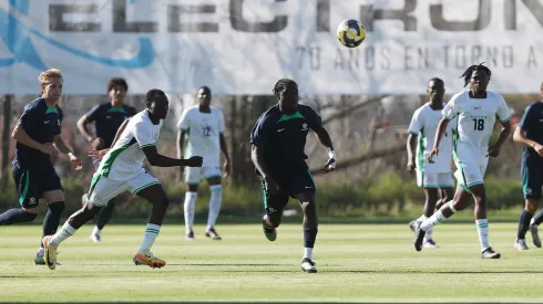 Australia jugó ante Nigeria en el complejo del Sifup