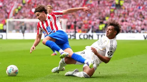 Atlético venció al Real Madrid, el quitó el invicto y encendió la pelea con Barcelona.