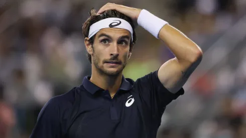 Lorenzo Musetti protagonizó un feo momento en China.