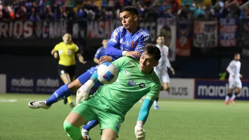 De jugar en la Primera B y vender frutas y verduras en su ciudad, a ser la gran sorpresa de la selección chilena.