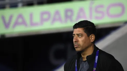 Nicolás Córdova en el estadio Elías Figueroa Brander.