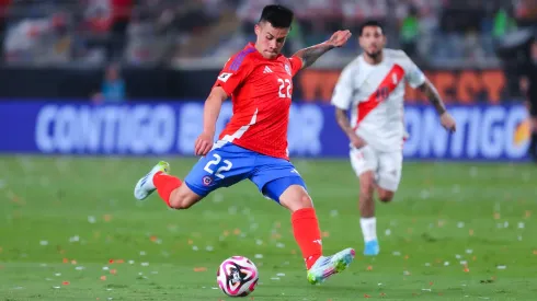 Alexander Aravena busca su primer grito de gol con La Roja. ¿Podrá marcar contra Perú?